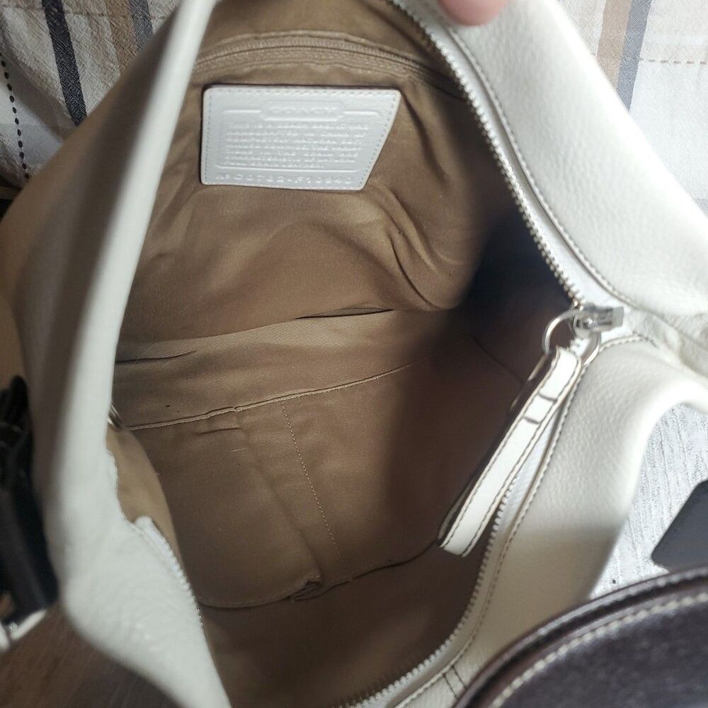 Coach Pebbled Leather Shoulder‎ Bag Cream White – Adjustable Strap Tote - Picture 9 of 14